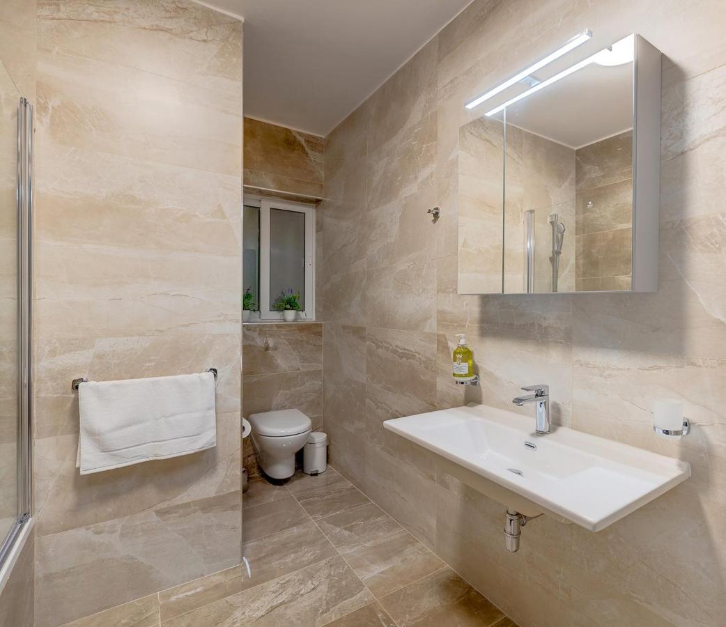 Chic 2Br Apartment, Ideal Location Ta Xbiex Exterior foto