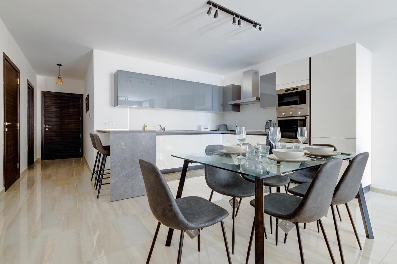 Chic 2Br Apartment, Ideal Location Ta Xbiex Exterior foto