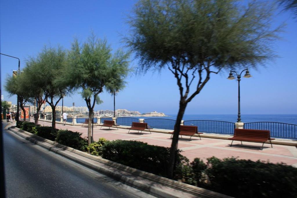 Chic 2Br Apartment, Ideal Location Ta Xbiex Exterior foto